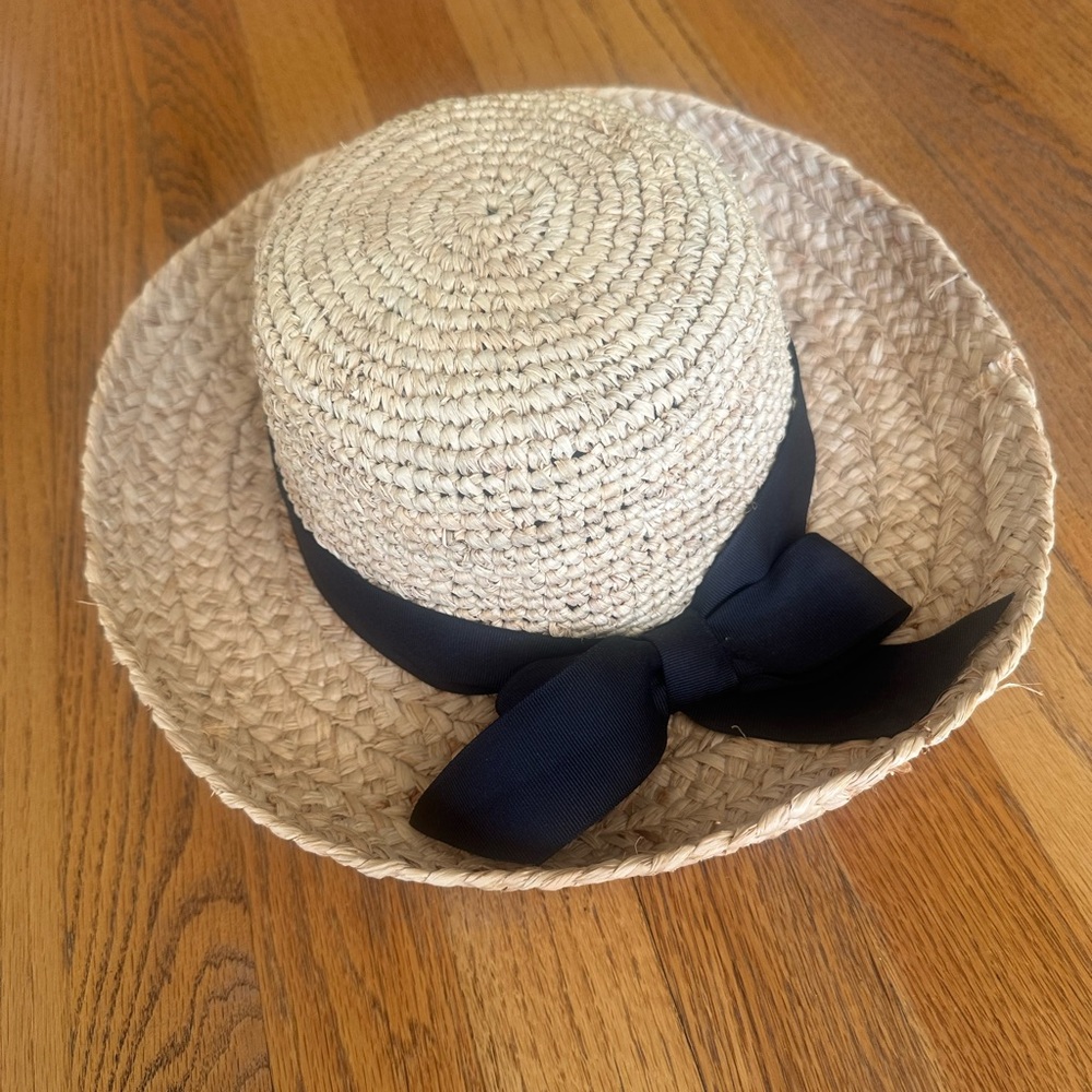 Chic Straw Hat with Black Ribbon